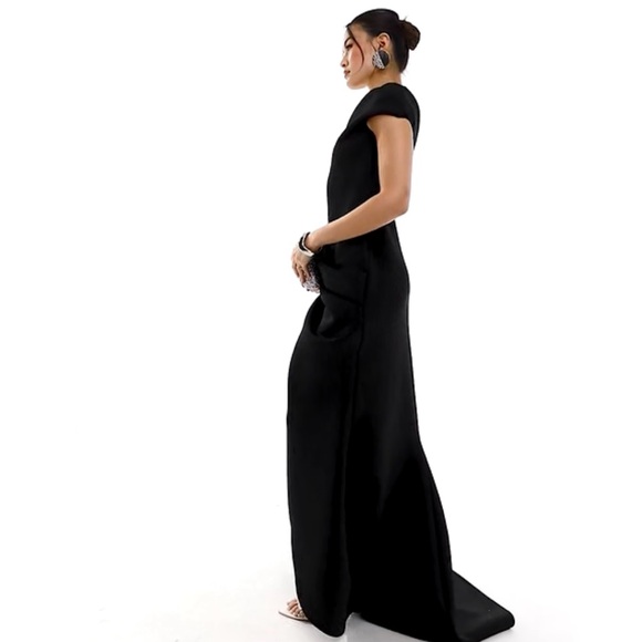 Black evening dress from ASOS - Picture 3 of 5